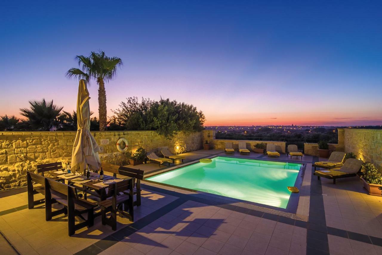 Blueberry Hills Villa Żejtun Dış mekan fotoğraf